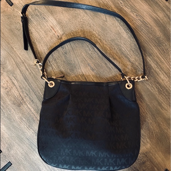 Michael Kors Handbags - Michael Kors Lg Canvas Hobo- Black